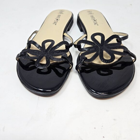 White Stag Womens Black Open-Toe Sandals Flower Detail Size 6.5 Faux Leather Sli - Picture 5 of 9
